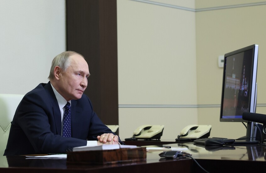 بوتين: مجموعات العدو المتفرقة في كورسك تختبئ في جحور وأقبية