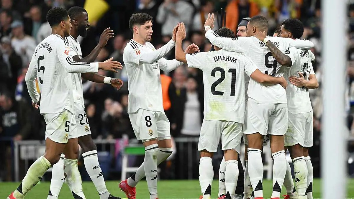 خطر الإيقاف يطارد 6 لاعبين من ريال مدريد أمام أرسنال فمن هم؟