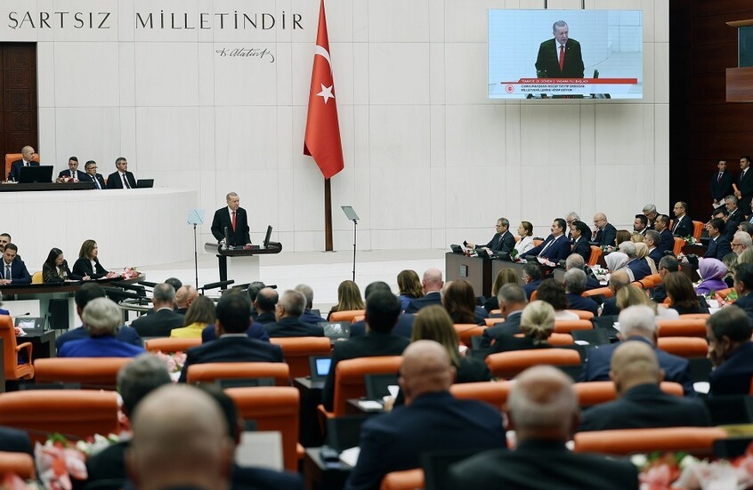 سلطات تركيا تنفى صحة التقارير عن عمليات تنصت على أعضاء البرلمان