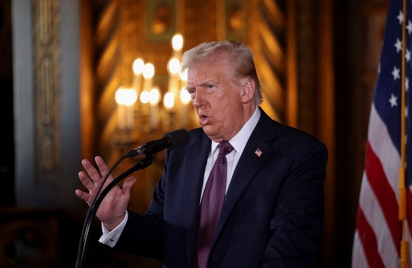 ترامب يعد بتحرير الأسرى في القريب العاجل ويتهم "حماس" باستخدامهم دروعا بشرية