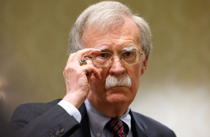 بولتون: الفوضى جزء من حمض ترامب النووي