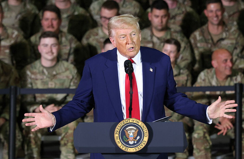 ترامب يطرح ميزانية تتضمن خفضا جذريا للإنفاق على البيئة والتعليم والطاقة المتجددة