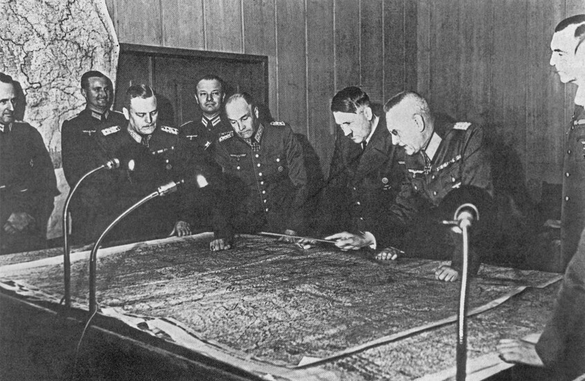 ياكوفينكو يوضح لماذا حاول الغرب استرضاء هتلر