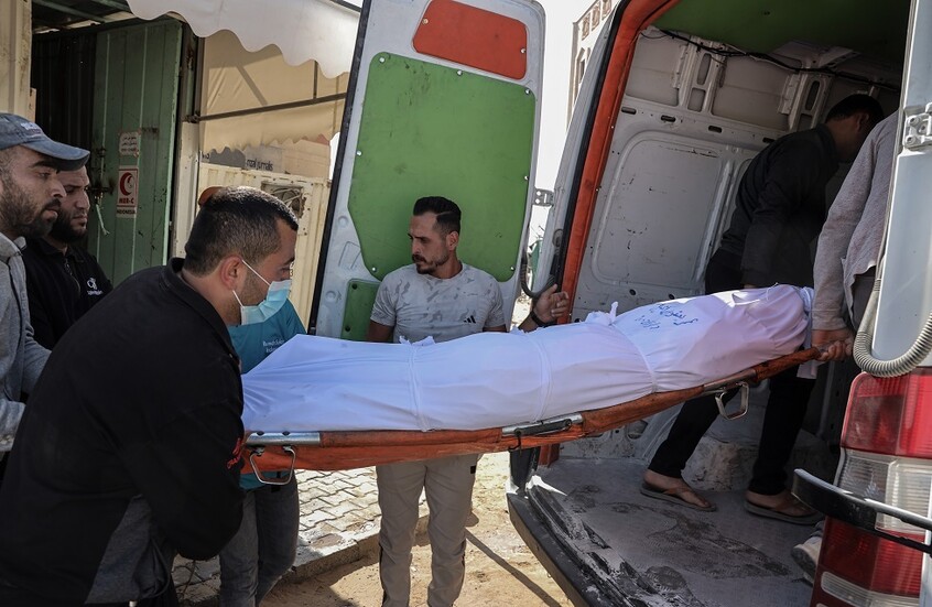 صحة غزة: حصيلة قتلى القصف الإسرائيلي للقطاع بلغت 52495