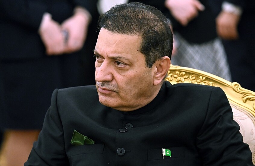 سفير باكستان في موسكو: روسيا قادرة على المساعدة في تخفيف التوتر بين نيودلهي وإسلام آباد 