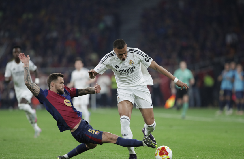 من يحسم لقب "الليغا"؟.. ترتيب الدوري الإسباني قبل موقعة برشلونة وريال مدريد