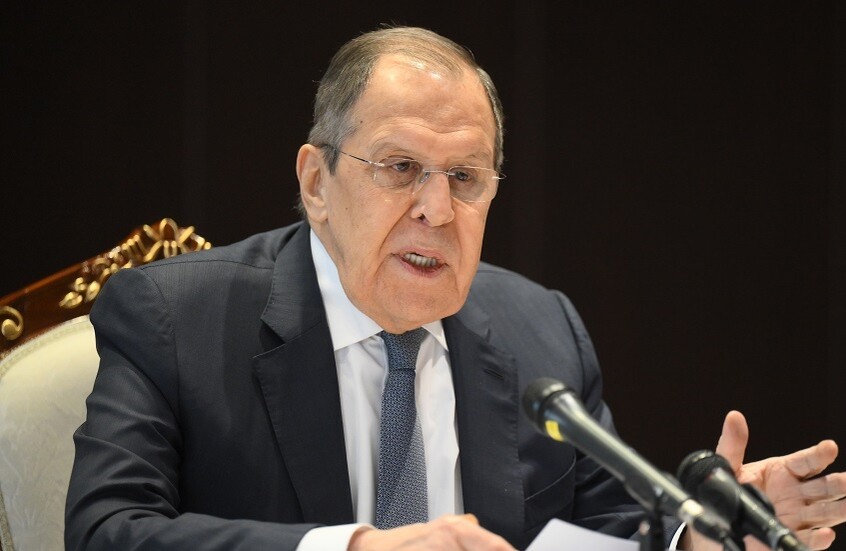 لافروف يؤكد لنظيره الباكستاني استعداد موسكو للمساعدة في تسوية الأزمة مع الهند