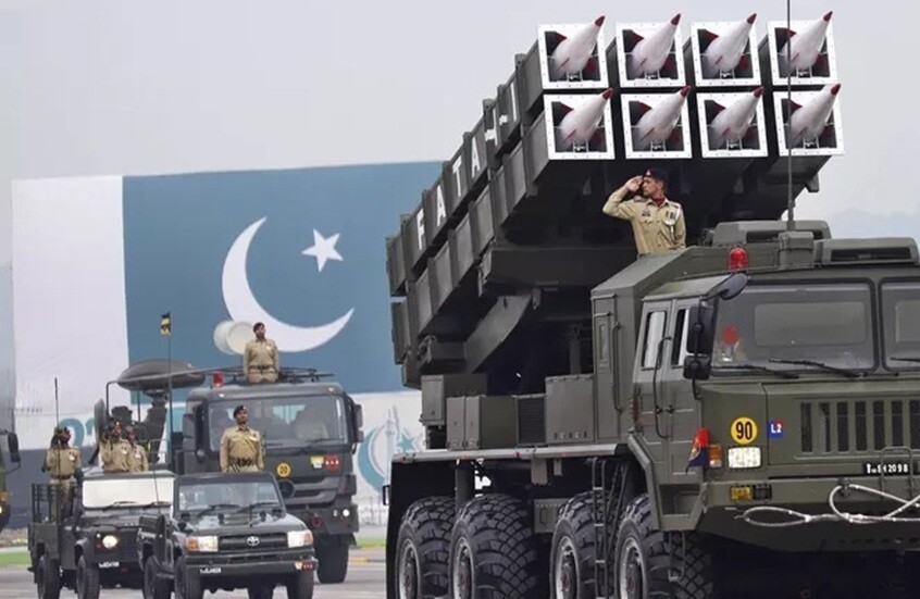 إعلام: الجيش الباكستاني يواجه نقصا في الذخيرة بسبب مبيعاته إلى أوكرانيا