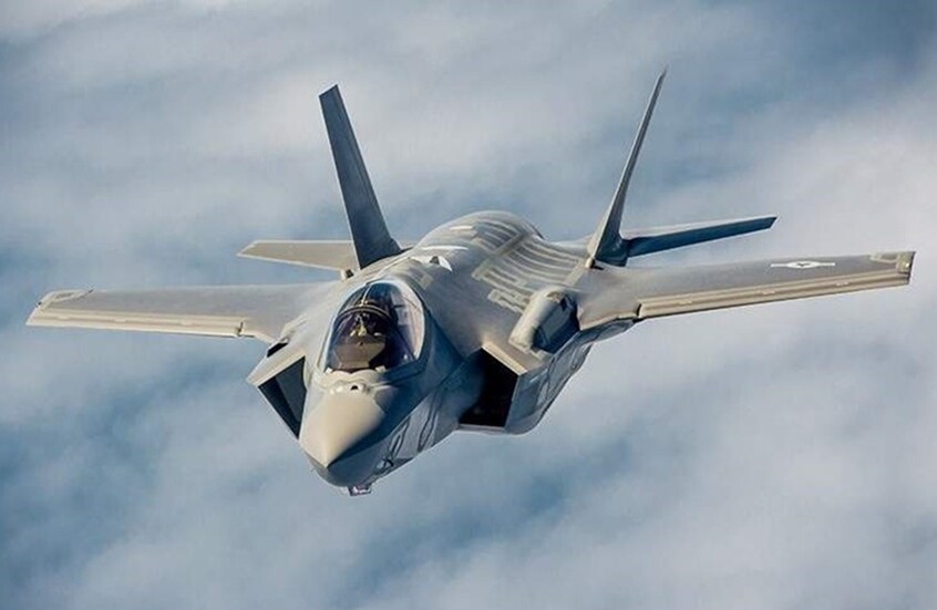 صحيفة: القوات الجوية الهندية في حالة تأهب على طول الحدود مع باكستان