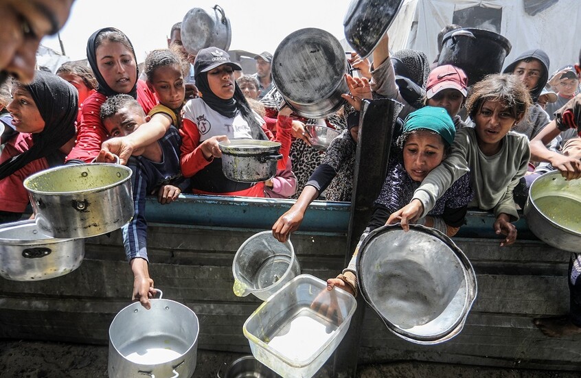 "حماس" تعلن رفضها استخدام المساعدات الإنسانية كوسيلة ضغط سياسي وتدعو لإيجاد آلية توزيع مستقلة