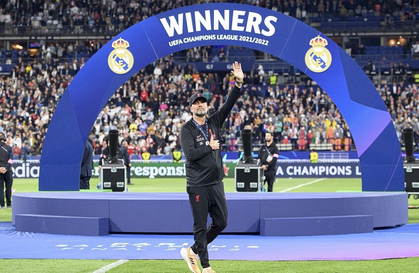 عرض لا يرفض.. كلوب "يعض أصابع الندم" بسبب ريال مدريد