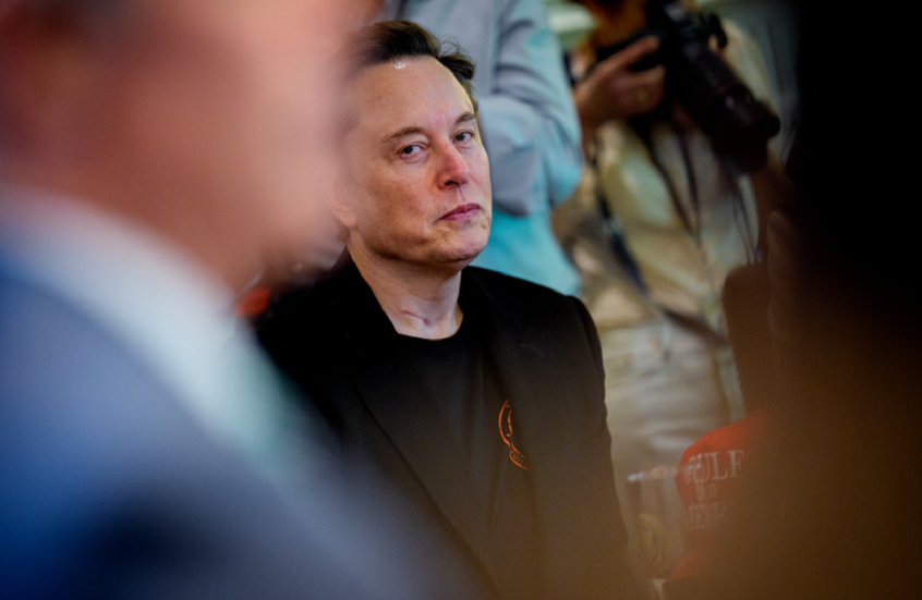 من "ستاربيس" إلى المريخ.. خطة ماسك لإنقاذ البشرية من مصير الأرض المحتوم!