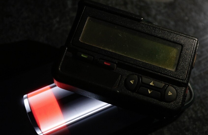 "حزب الله": نحن من أبلغنا تركيا بوجود شحنة "بيجر" مفخخة في مطار إسطنبول