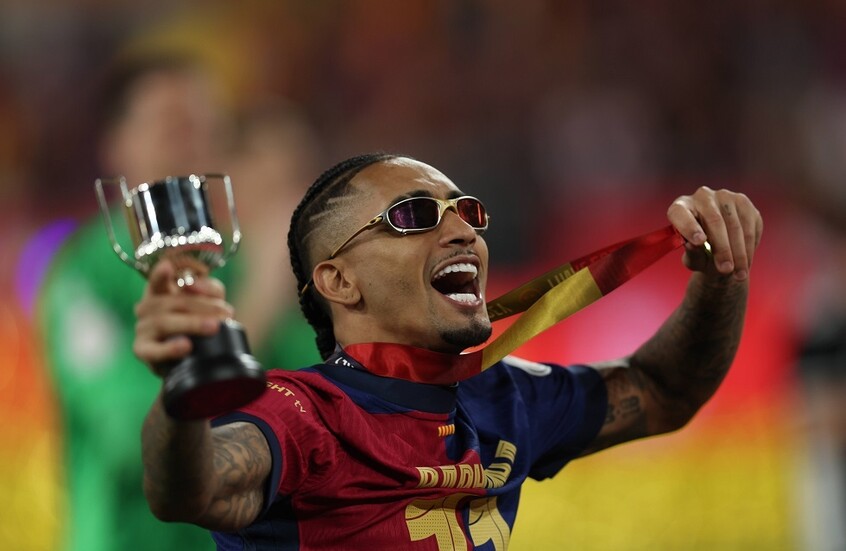 رافينيا يكشف أسماء مرشحيه لنيل الكرة الذهبية