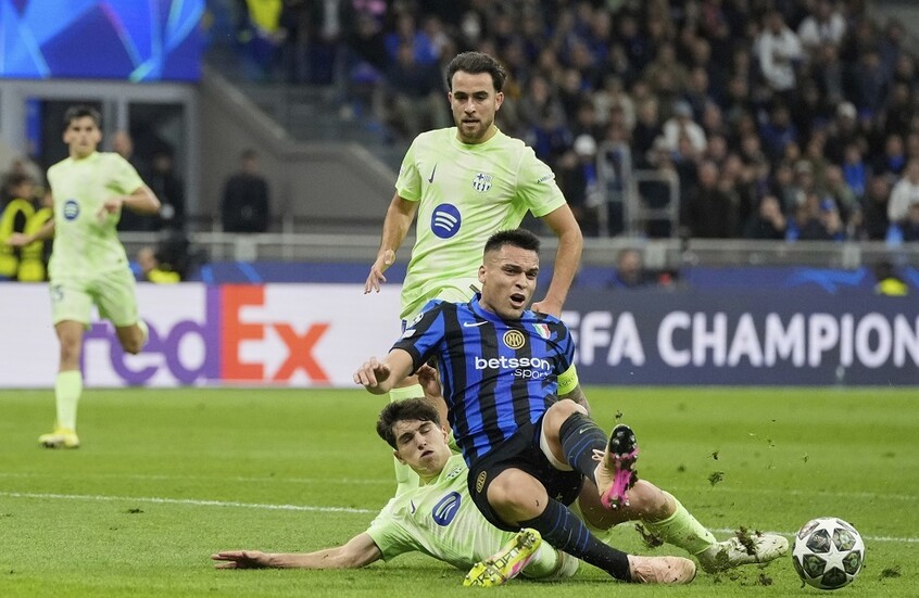 برشلونة على حافة الهاوية بعد الشوط الأول.. هل من "ريمونتادا"؟.. فيديو