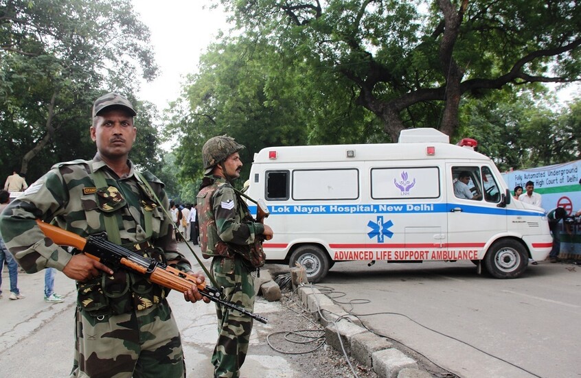 الشرطة الهندية: قصف باكستاني يتسبب بمقتل 10 أشخاص على خط التماس