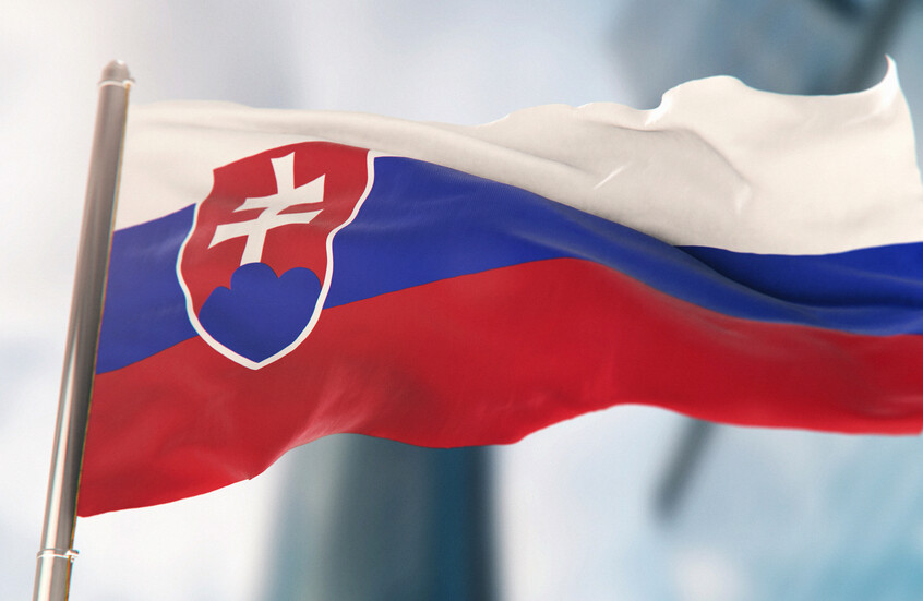 سلوفاكيا على مفترق طرق.. عريضة شعبية تُلزم الرئيس بالرد على رفع العقوبات عن روسيا