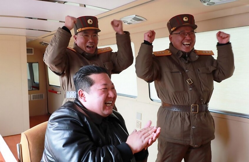 كوريا الشمالية.. الزعيم يرفع إنتاج الذخائر لمستوى قياسي ويعلن الجاهزية القصوى (صور)