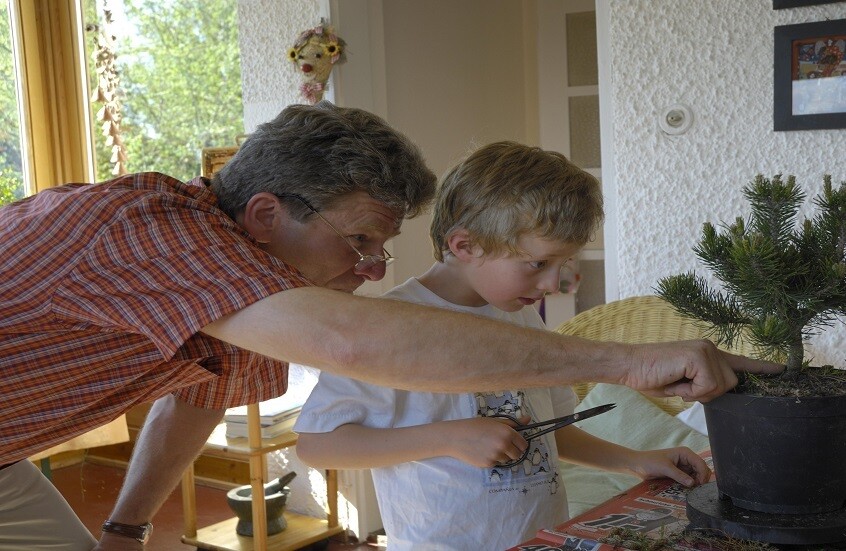 نصائح للآباء لتحسين علاقتهم بأبنائهم المراهقين