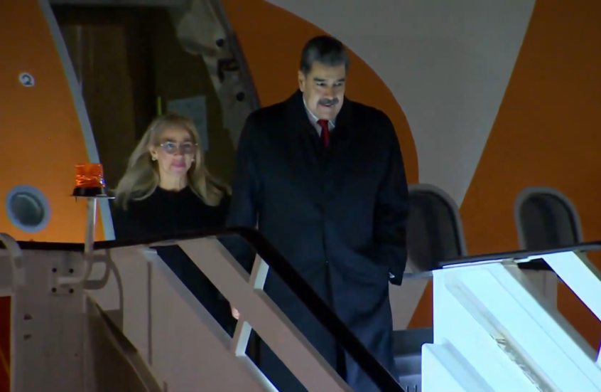 الرئيس الفنزويلي يصل موسكو لحضور احتفالات عيد النصر