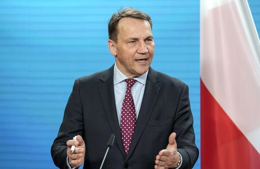 وزير الخارجية البولندي: هنغاريا تواصل عرقلة مفاوضات انضمام أوكرانيا إلى الاتحاد الأوروبي