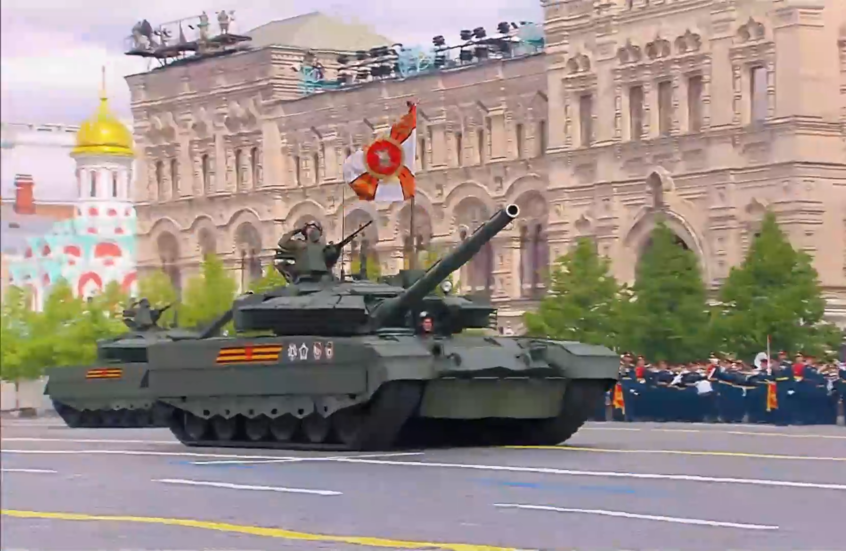 شاهد.. لحظات لافتة في عرض النصر على النازية في الساحة الحمراء