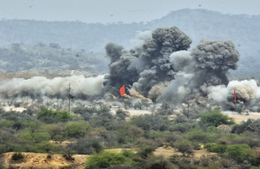 فيديوهات متداولة لإطلاق باكستان صواريخ على مواقع هندية