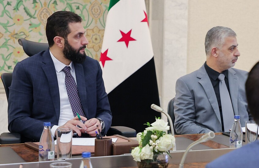 سوريا.. الشرع يجتمع مع وزير العدل ويعرضان خطط المرحلة المقبلة وملفات أخرى (صور)