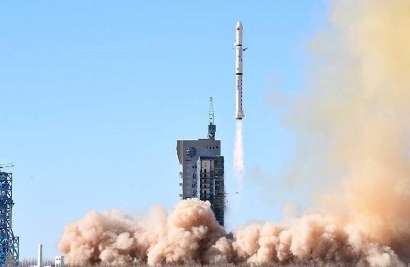الصين تطلق أقمارا صناعية لمراقبة المجال الكهرومغناطيسي للأرض