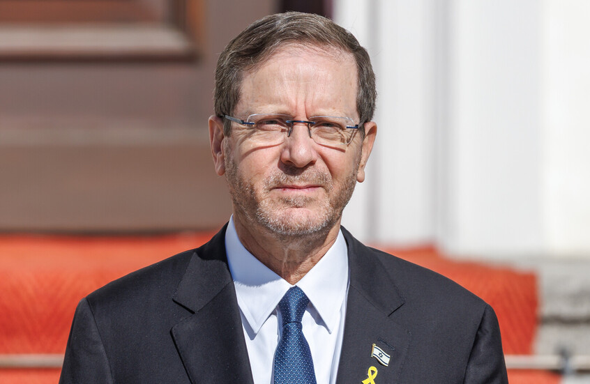 الرئيس الإسرائيلي: لن نتخلى عن أي أسير سواء كان يحمل جواز سفر واحدا أو اثنين