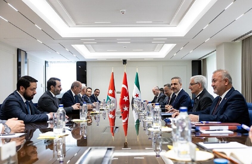 اجتماع تركي أردني سوري في أنقرة لبحث التطورات الأمنية في المنطقة (صور)