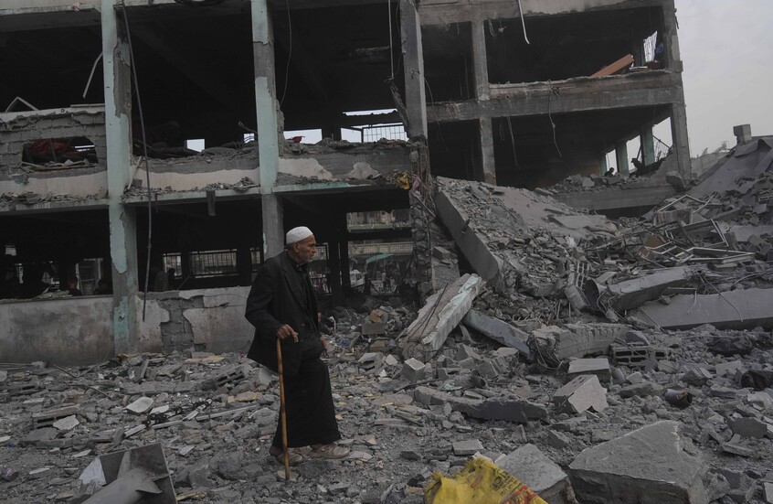 الإذاعة العسكرية الإسرائيلية: الجيش يبدأ هجوما على غزة بعد هدوء لساعات بسبب إطلاق الأسير أليكسندر