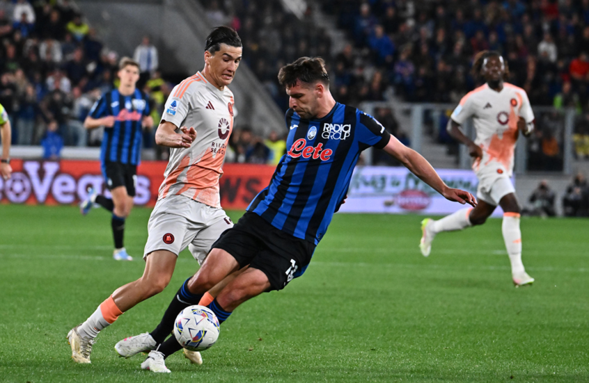 أتالانتا يلحق أول هزيمة بروما في 2025 ويعقد آماله على التأهل لدوري الأبطال