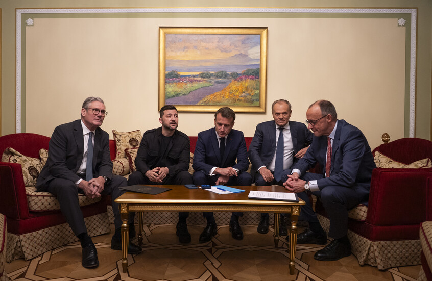 خبير: هدف إنذار أوروبا لروسيا بضرورة وقف إطلاق النار اتهامها بانتهاكه وزيادة دعم أوكرانيا