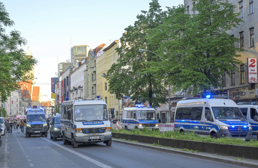 الداخلية الألمانية تحظر مجموعة "مملكة ألمانيا"