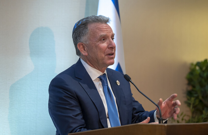 بعد لقائهما عائلات الأسرى.. مبعوثا ترامب سيغادران إسرائيل إلى الدوحة للمشاركة في المفاوضات