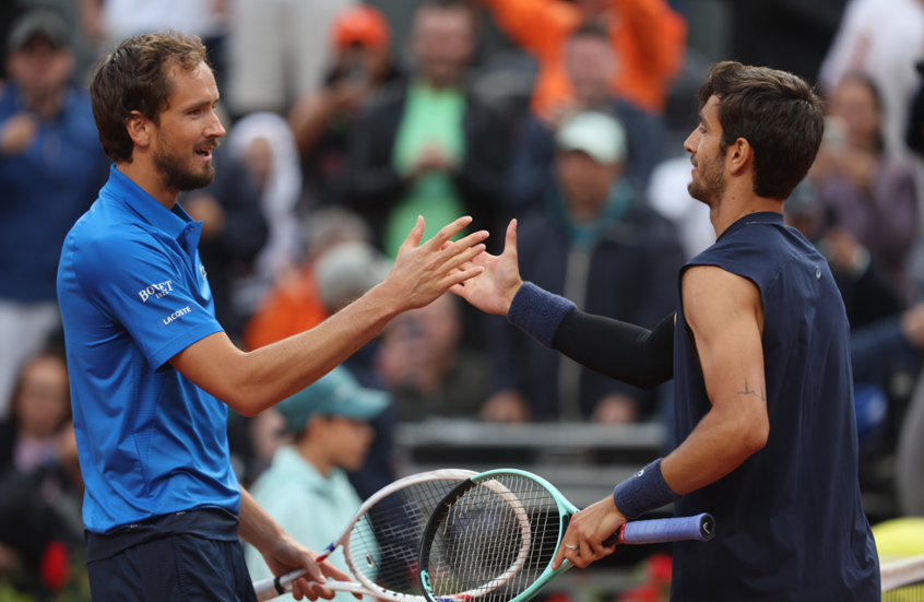 بطولة روما.. توقف مشوار مدفيديف عند دور الـ16