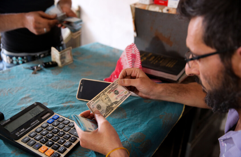 الليرة السورية تحلق أمام الدولار