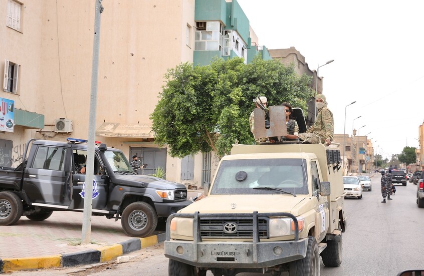 وزارة الدفاع الليبية تعلن وقف إطلاق النار في طرابلس ونشر وحدات محايدة لضمان التهدئة