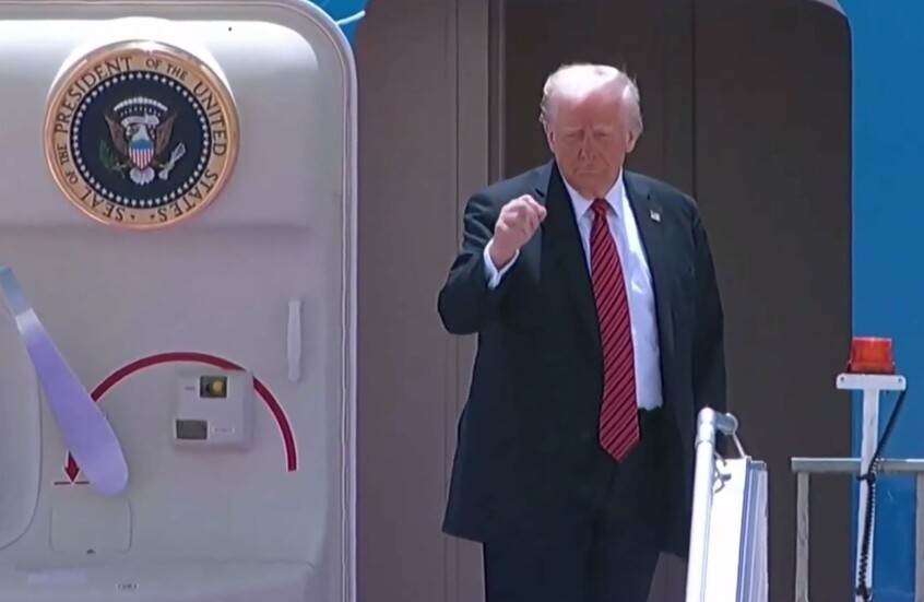 ترامب يغادر الرياض و‎محمد بن سلمان في مقدمة مودعيه (فيديو)