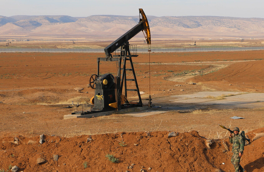 الشرع لترامب: سوريا جسر للتجارة بين الشرق والغرب.. ونرحب باستثماراتكم في قطاع الطاقة