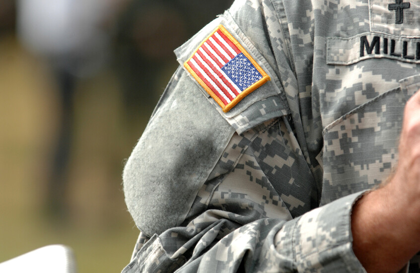 البنتاغون يضيف فحص اضطراب الهوية الجنسية إلى الفحص الطبي السنوي للجنود