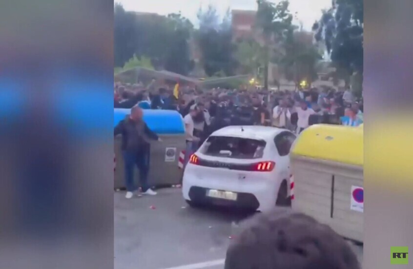 حادث دهس مروع قبل مباراة إسبانيول وبرشلونة