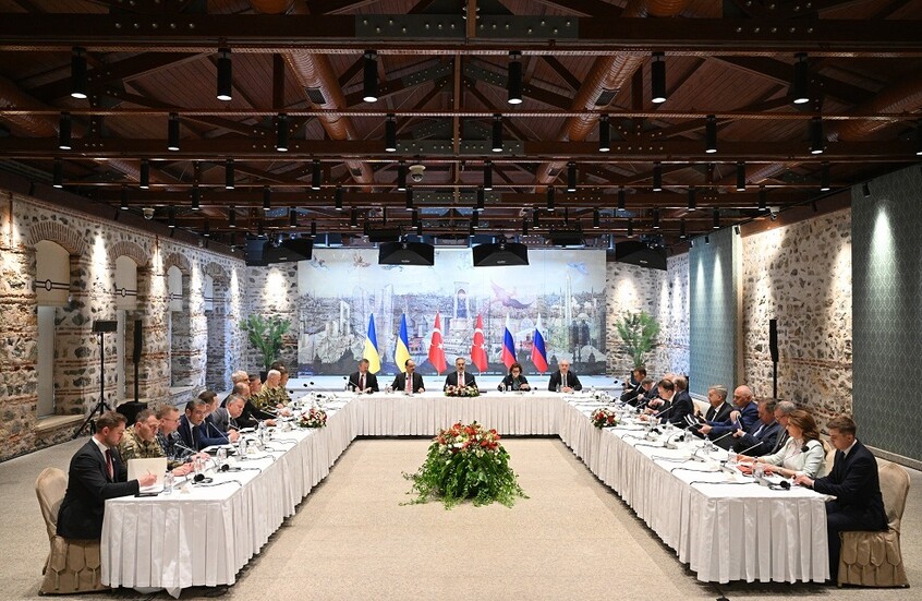 مجلة  تعتبر مفاوضات إسطنبول ناجحة من وجهة النظر الأمريكية