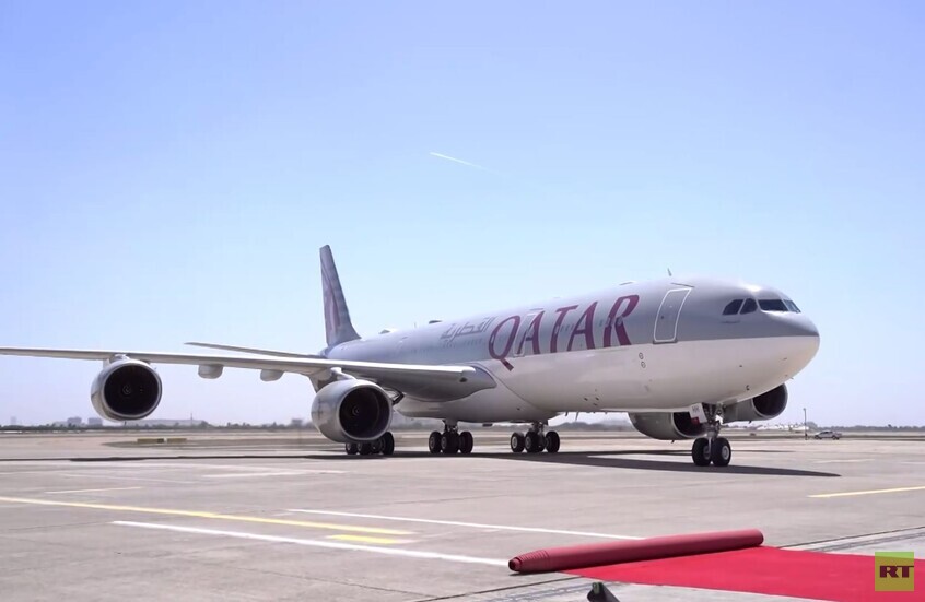 وصول أمير دولة قطر إلى بغداد للمشاركة في أعمال القمة العربية