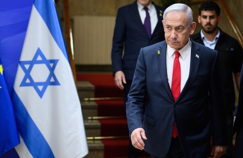 لابيد: الهجمات العنيفة ضد من يطالب بعودة الرهائن في غزة نتاج تحريض من آلة سم عنيف تقودها الحكومة