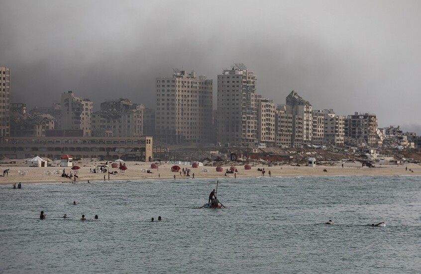 السفارة الأمريكية لدى ليبيا تنفي وجود خطط لنقل سكان غزة إلى ليبيا