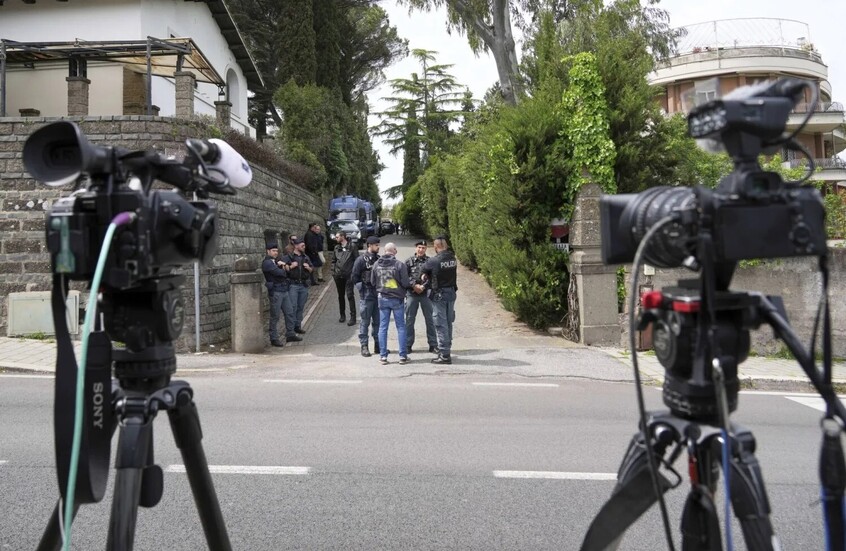 WSJ: جولة المحادثات الخامسة بين طهران وواشنطن قد تعقد في روما