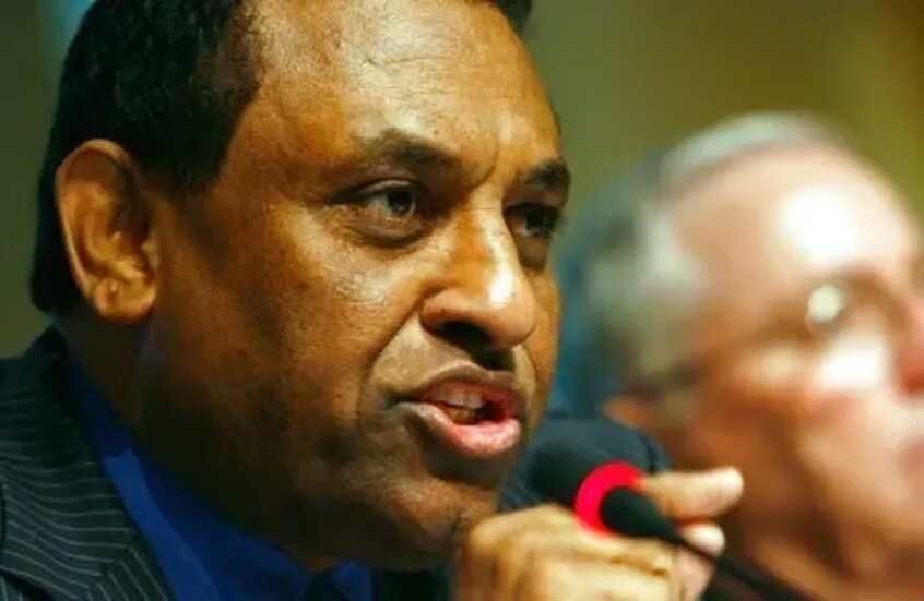 رئيس الوزراء السوداني الجديد يتعهد بالعمل دون مخصصات مالية أو سكن من الدولة