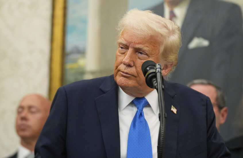 ترامب قد يتخلى عن التسوية في أوكرانيا للأوروبيين في حال عدم تحقيق أي تقدم